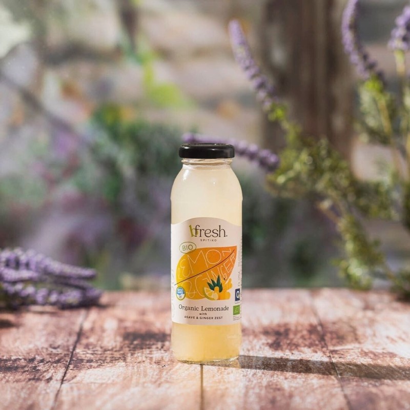 Boisson grecque - Citronnade Bio sirop d'agave - gingembre Boisson grecque - Citronnade Bio sirop d'agave - gingembre
