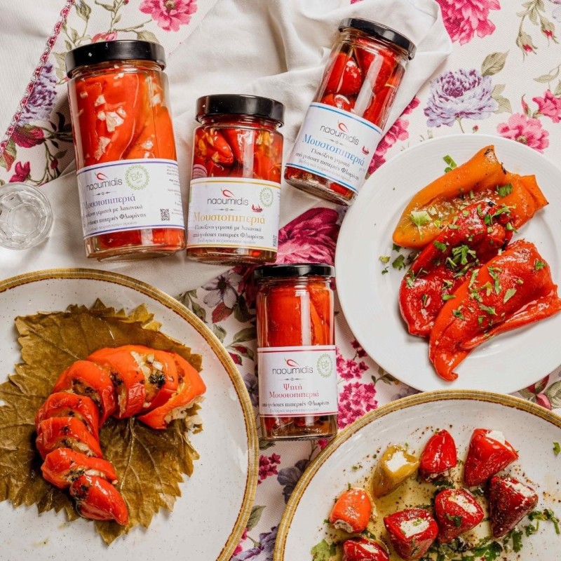 Poivrons rouges bio de Florina farcis au fromage