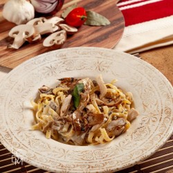 lapin à la pâte d'ail et Ladotyri