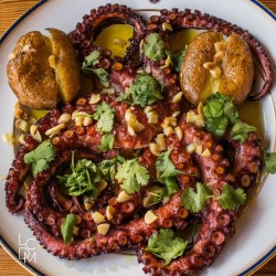 poulpe aux petits oignons