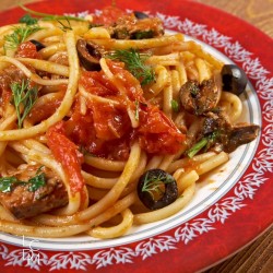 Tagliatelles alla puttanesca