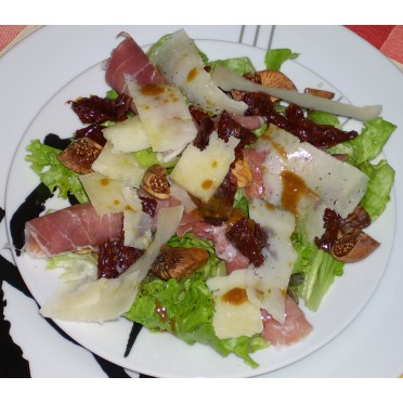Salade de jambon de Parme et figues séchées au vinaigne balsamique - source : LMDC